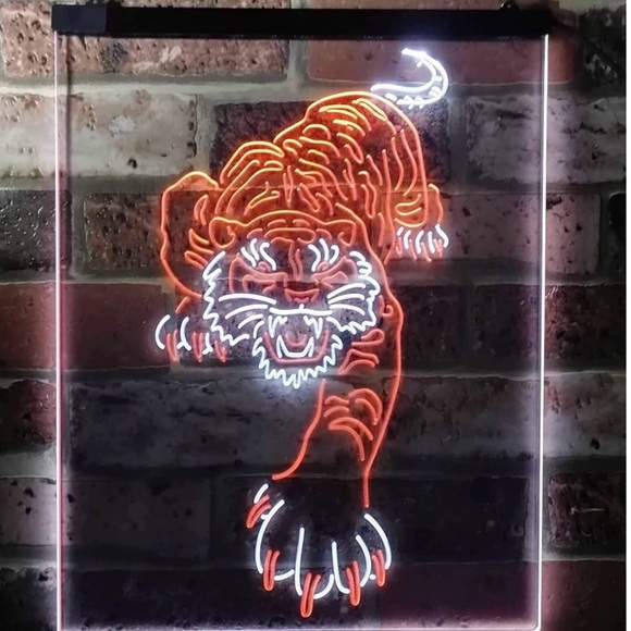 Neon LED Light Tiger Sign 8.5” x 12” - Picture 5 of 8